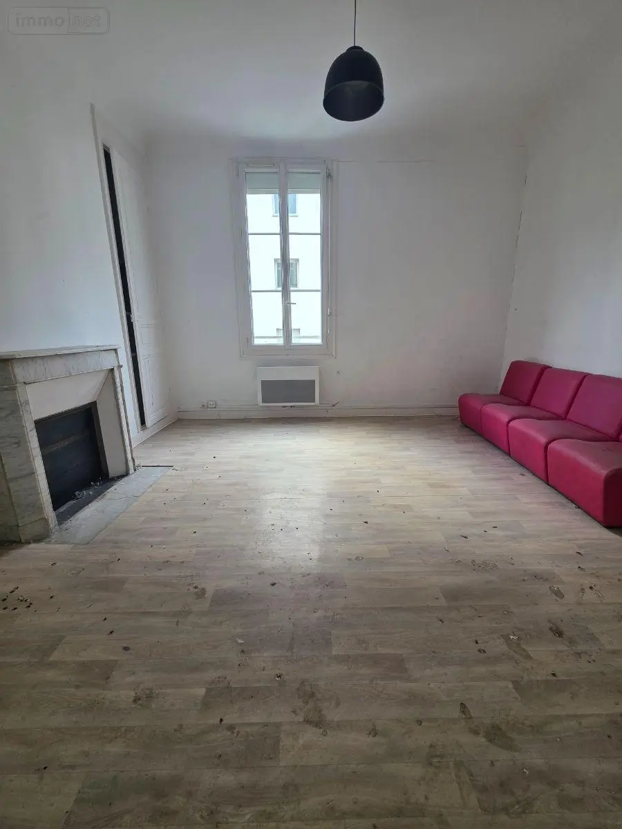 Immeuble de rapport a vendre Angers 49000 Maine-et-Loire 49 242 m2 16 pièces 572000 euros 49115/IMM/509 009