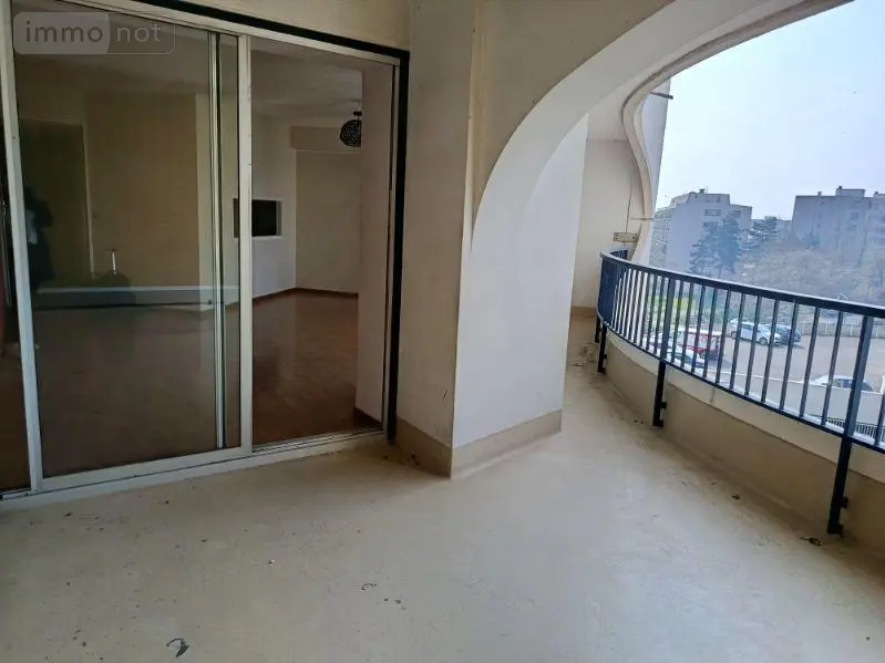 Appartement a vendre Rennes 35000 Ille-et-Vilaine 35 52 m2 2 pièces 197600 euros 155/159 007