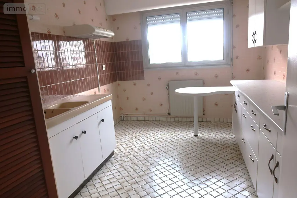 Location appartement Châtellerault 86100 Vienne 86 73 m2 3 pièces 685 euros 86024-APPT2414 003