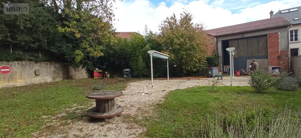 Fonds et murs commerciaux a vendre Langres 52200 Haute-Marne 52 100 m2 406500 euros 52020-53 002