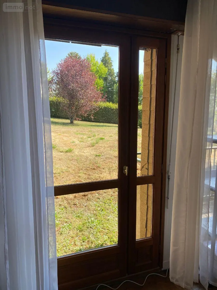 Appartement a vendre Mauriac 15200 Cantal 15 51 m2 58300 euros 15060/1230 015