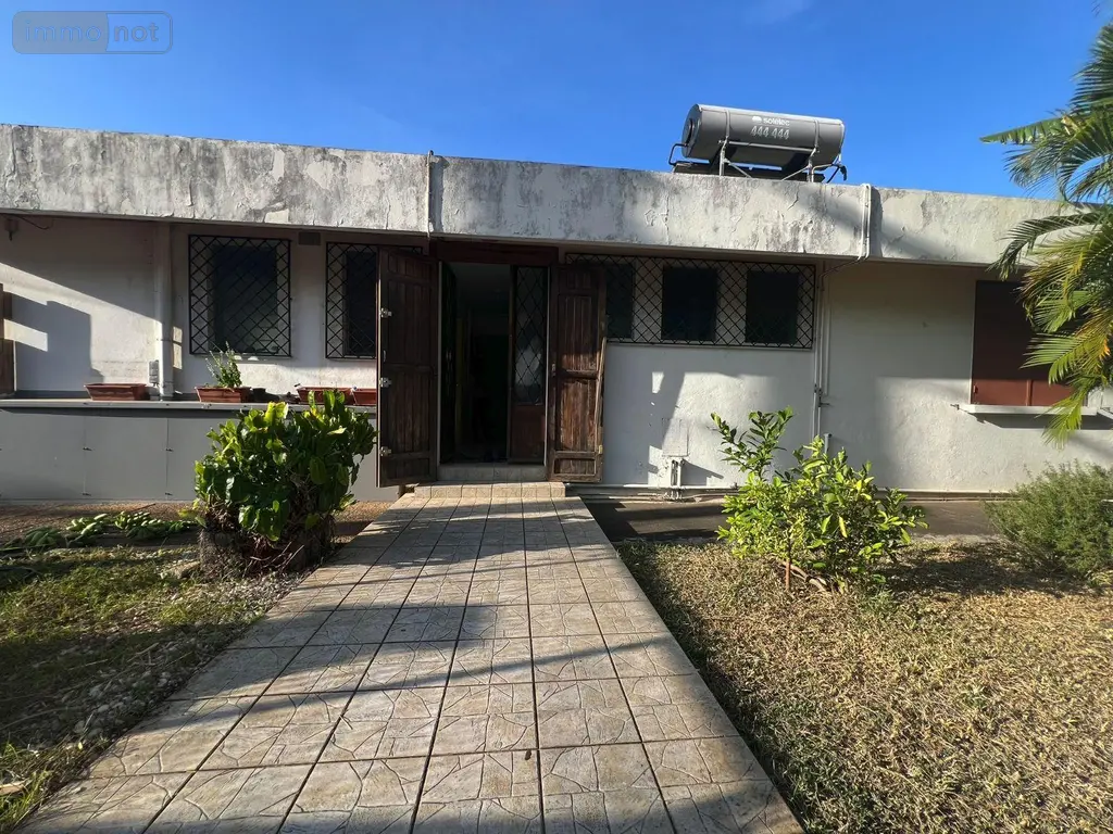 Maison a vendre Saint-Denis 97400 La Réunion 974 198 m2 8 pièces 540800 euros 97405/222 003