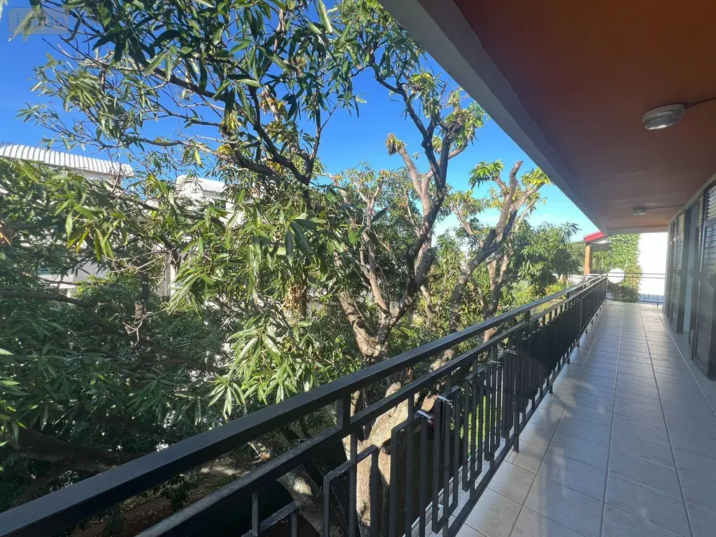 Maison a vendre Saint-Denis 97400 La Réunion 974 198 m2 8 pièces 540800 euros 97405/222 011