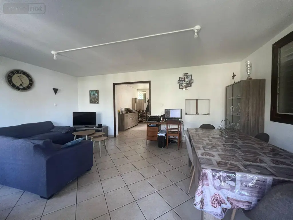 Maison a vendre Saint-Denis 97400 La Réunion 974 198 m2 8 pièces 540800 euros 97405/222 006