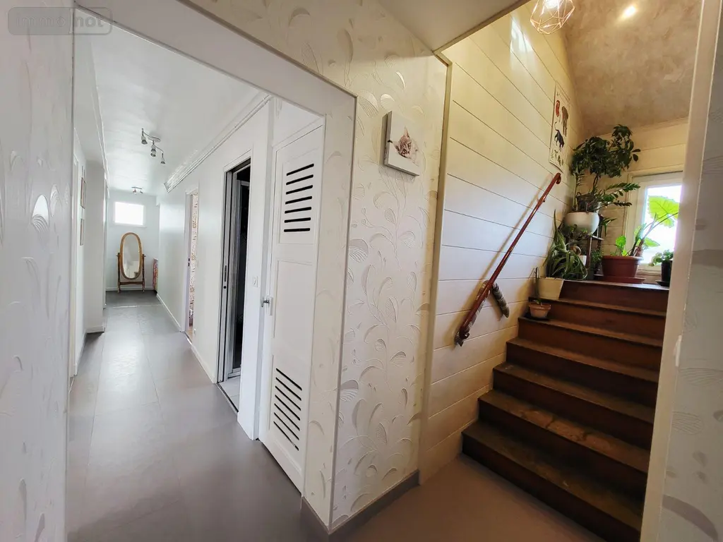 Immeuble de rapport a vendre Ussel 19200 Corrèze 19 273 m2 11 pièces 198500 euros UM 1299 005