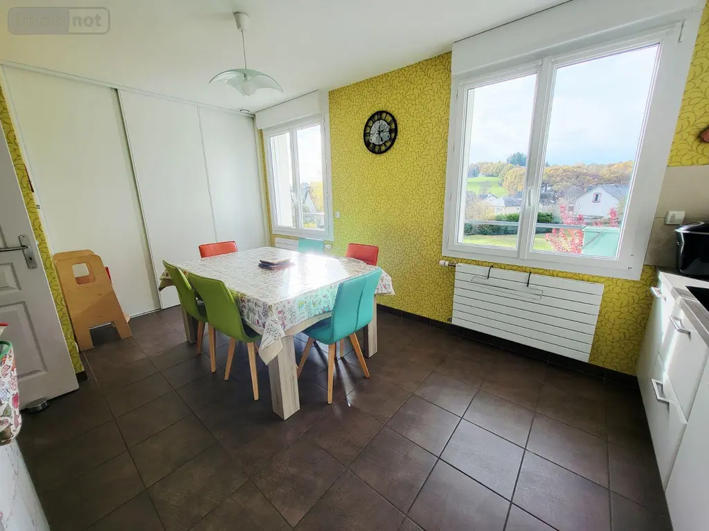 Immeuble de rapport a vendre Ussel 19200 Corrèze 19 273 m2 11 pièces 198500 euros UM 1299 004