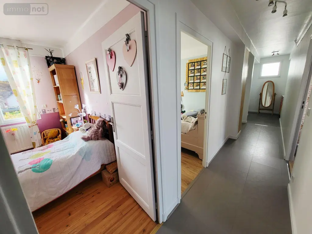 Immeuble de rapport a vendre Ussel 19200 Corrèze 19 273 m2 11 pièces 198500 euros UM 1299 009