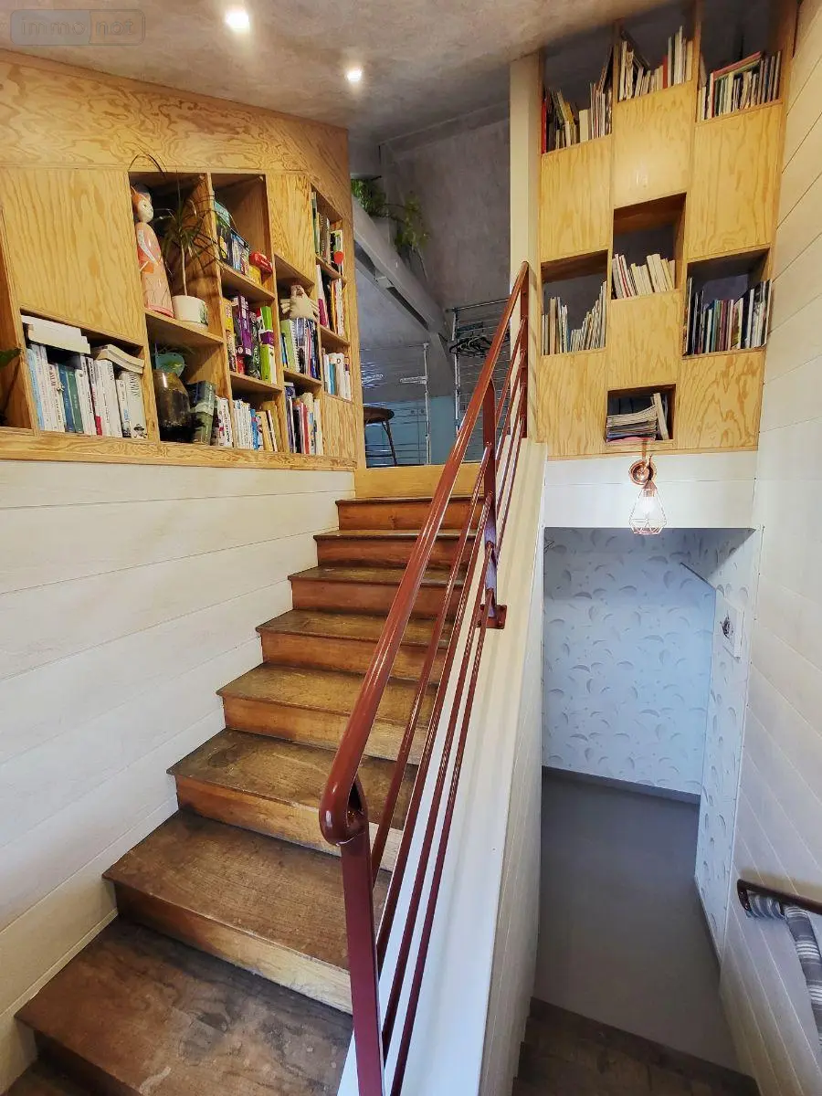 Immeuble de rapport a vendre Ussel 19200 Corrèze 19 273 m2 11 pièces 198500 euros UM 1299 010