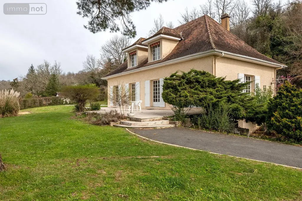 Maison a vendre Le Bugue 24260 Dordogne 24 122 m2 366000 euros 18113/150 002