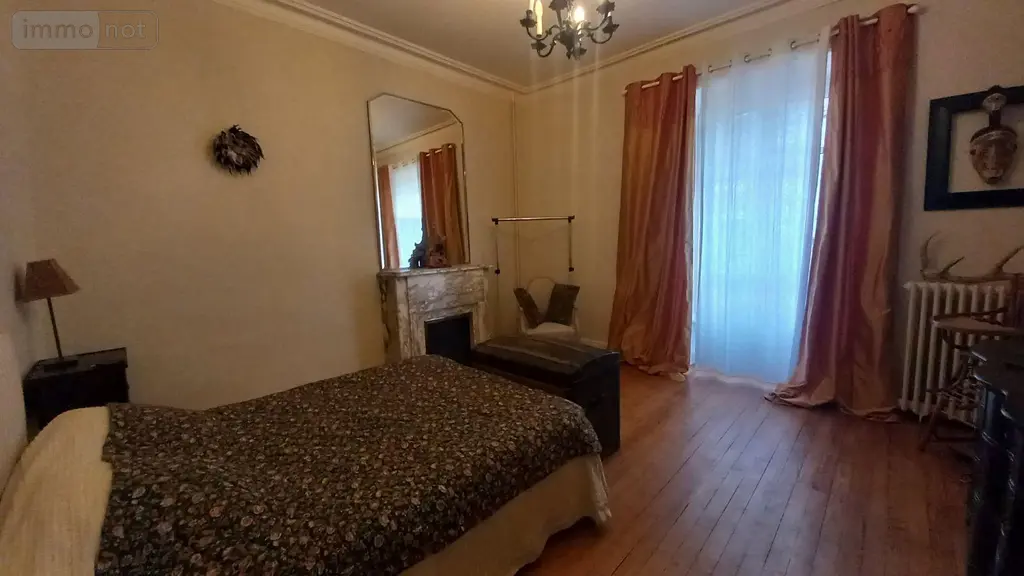 Maison a vendre Condat 15190 Cantal 15 164 m2 195000 euros FG/2444 006