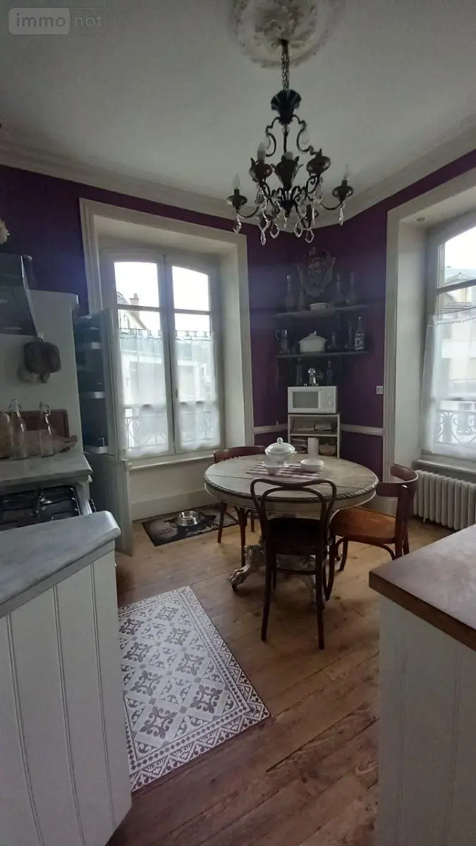 Maison a vendre Condat 15190 Cantal 15 164 m2 195000 euros FG/2444 010