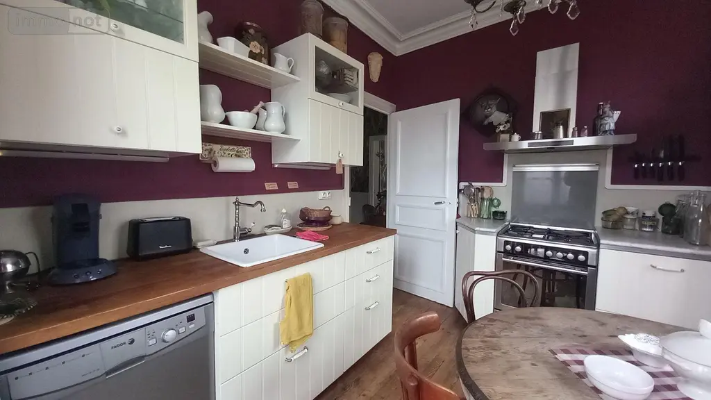 Maison a vendre Condat 15190 Cantal 15 164 m2 195000 euros FG/2444 025