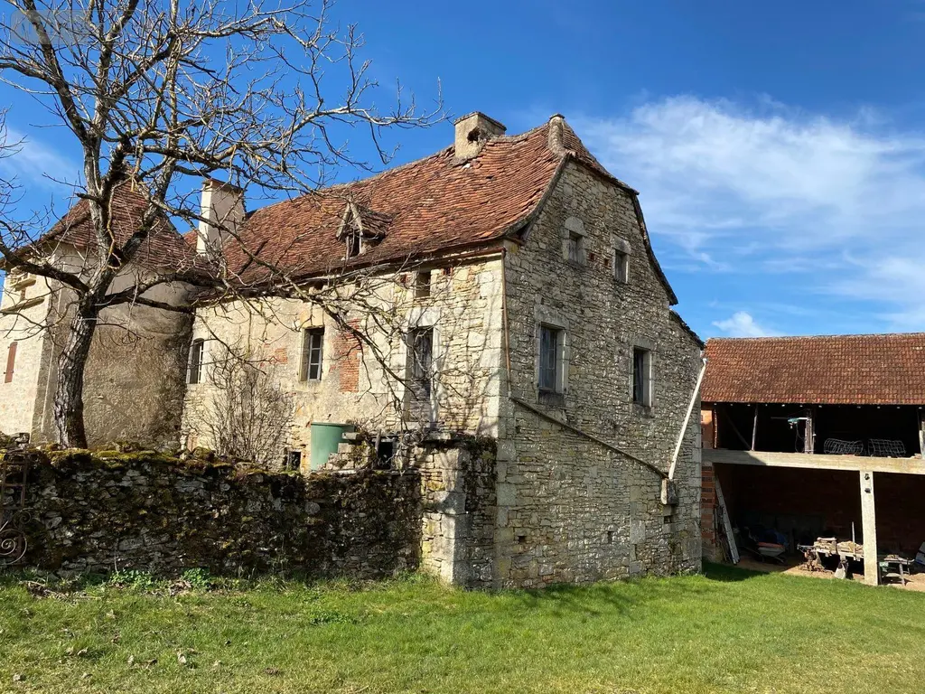 Maison a vendre Marcilhac-sur-Célé 46160 Lot 46 100 m2 246880 euros CA/646 005
