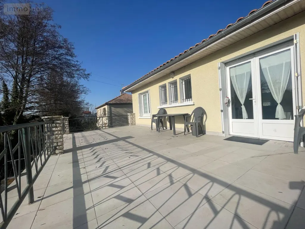 Maison a vendre Ribérac 24600 Dordogne 24 79 m2 4 pièces 124120 euros 077/1074 016