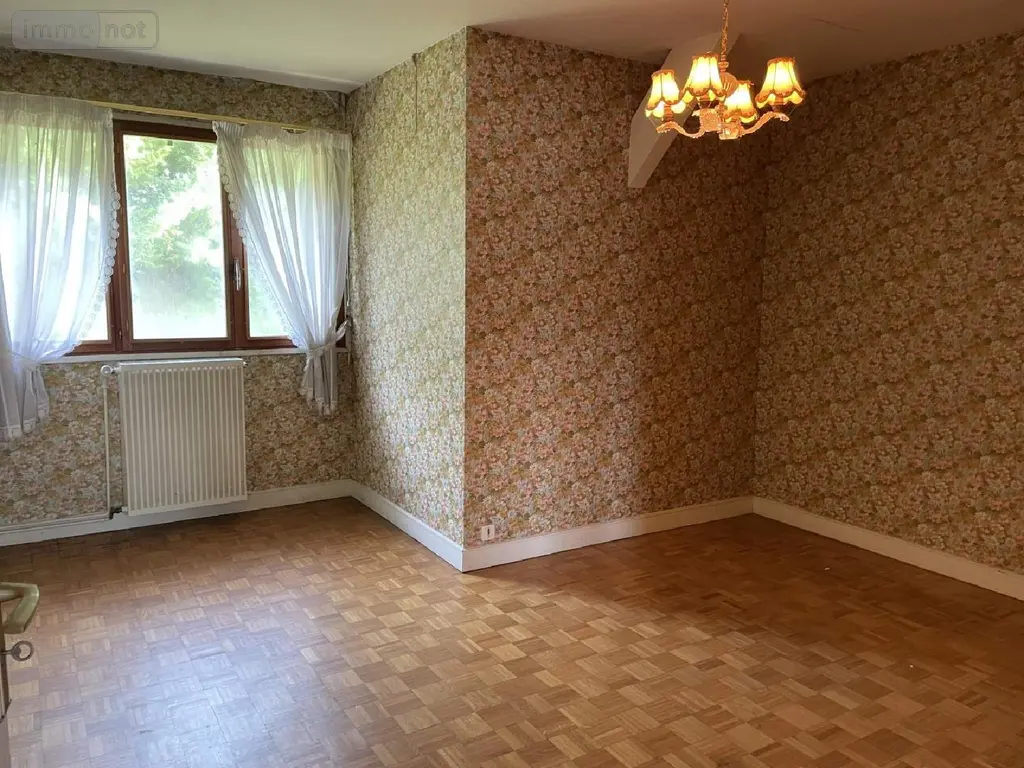 Maison a vendre Javerlhac-et-la-Chapelle-Saint-Robert 24300 Dordogne 24 334 m2 7 pièces 197950 euros 077/1491 015