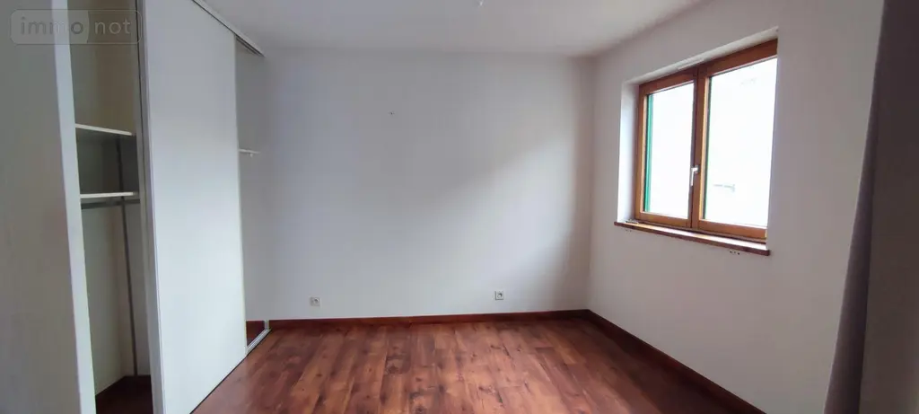 Appartement a vendre Redon 35600 Ille-et-Vilaine 35 72 m2 3 pièces 206000 euros 143/242A 003