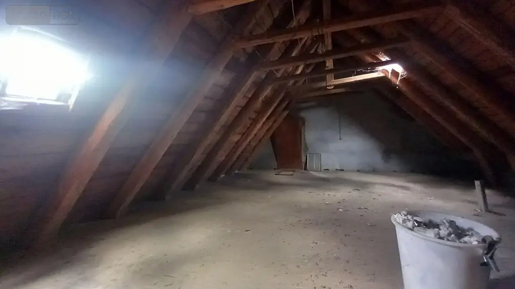 Maison a vendre Laveissière 15300 Cantal 15 165 m2 77000 euros FG/2452 005