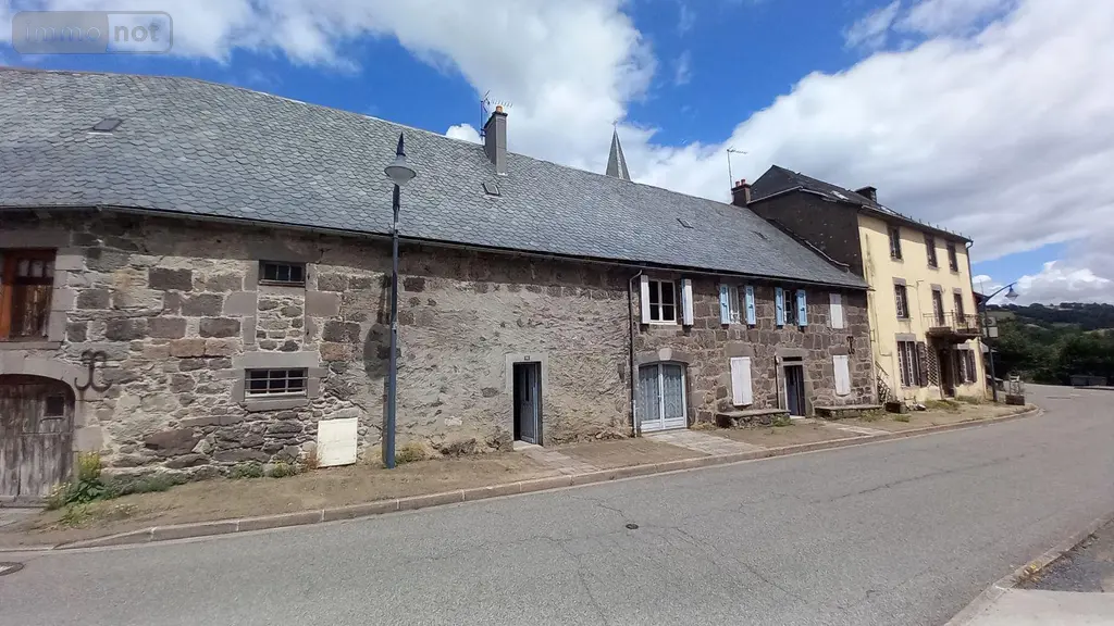 Maison a vendre Laveissière 15300 Cantal 15 165 m2 77000 euros FG/2452 001