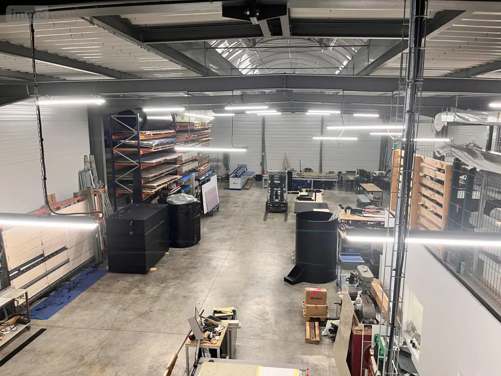 Location fonds et murs commerciaux Cormontreuil 51350 Marne 51 490 m2 4010 euros 51083/LOCA/971 002