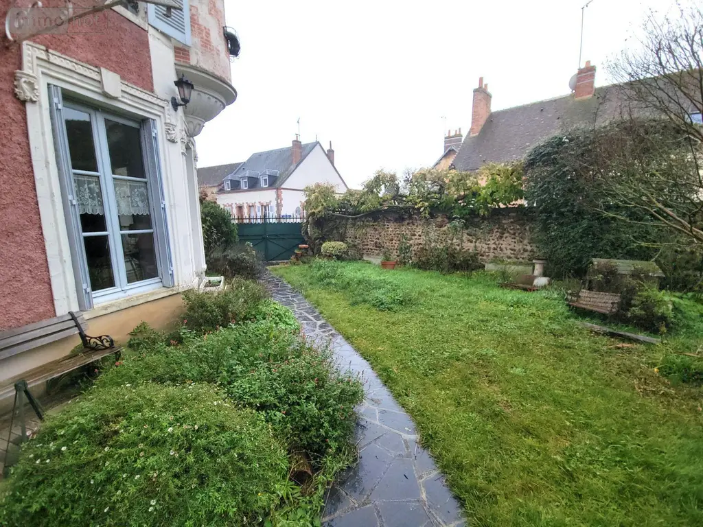 Maison a vendre Cloyes-les-Trois-Rivières 28220 Eure-et-Loir 28 136 m2 6 pièces 200000 euros JS/934 015
