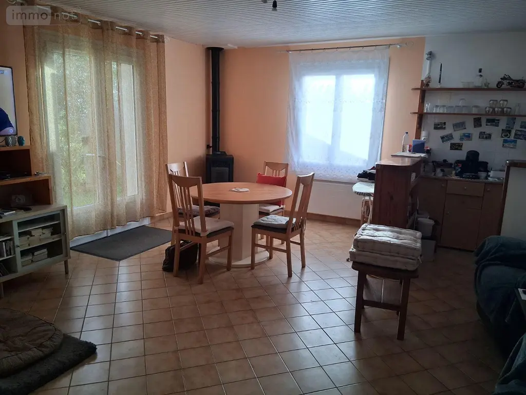 Maison a vendre Saint-Bonnet-sur-Gironde 17150 Charente-Maritime 17 118 m2 5 pièces 164300 euros 33082/341 003