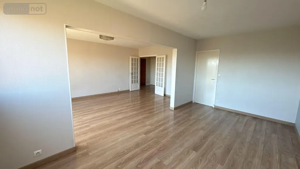 Appartement a vendre Châlons-en-Champagne 51000 Marne 51 94 m2 5 pièces 119000 euros 51001-136 004