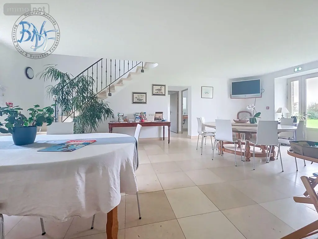 Propriete a vendre Theix-Noyalo 56450 Morbihan 56 360 m2 12 pièces 1768000 euros 29143-66 007