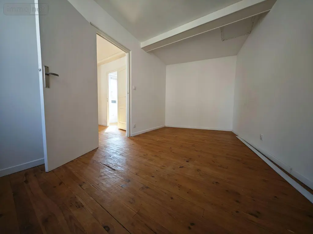Maison a vendre Seychalles 63190 Puy-de-Dôme 63 111 m2 5 pièces 136380 euros 13372/316 009