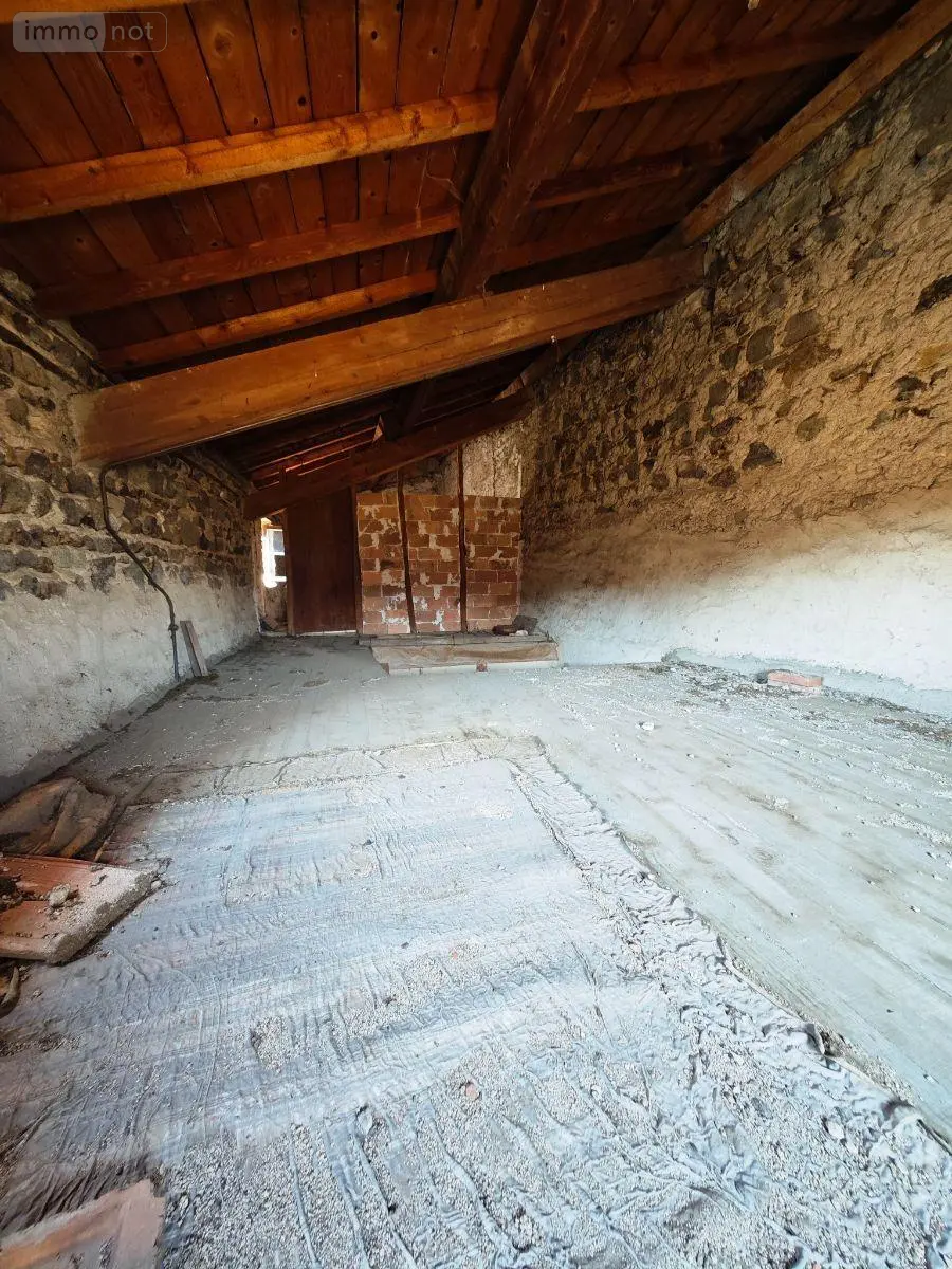 Maison a vendre Seychalles 63190 Puy-de-Dôme 63 111 m2 5 pièces 136380 euros 13372/316 016