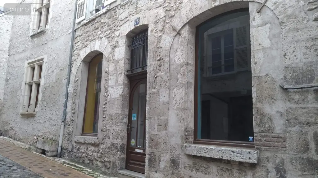 Location fonds et murs commerciaux Beaugency 45190 Loiret 45 52 m2 2 pièces 400 euros 091/1420 002
