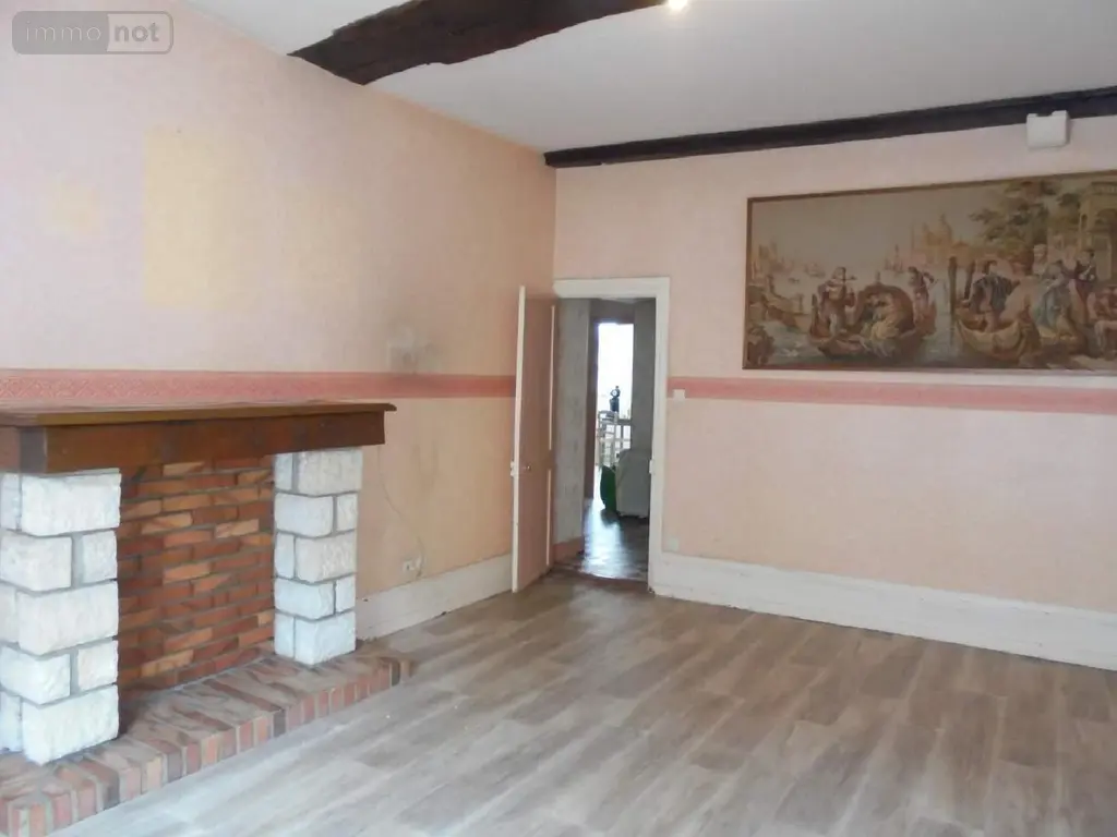 Fonds et murs commerciaux a vendre Beaugency 45190 Loiret 45 203 m2 9 pièces 168200 euros 091/1506 002