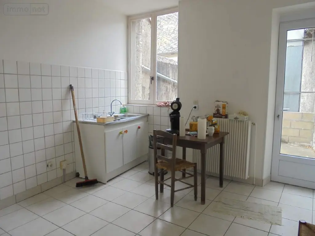 Fonds et murs commerciaux a vendre Beaugency 45190 Loiret 45 203 m2 9 pièces 168200 euros 091/1506 024