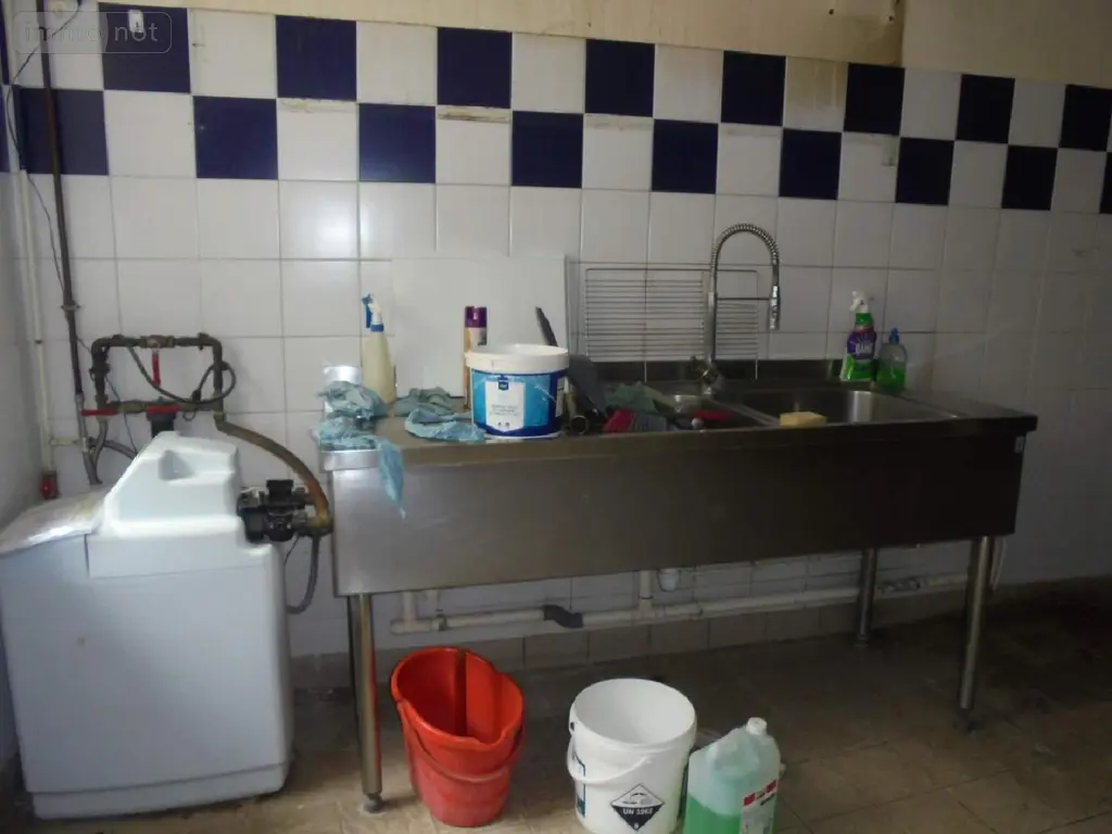 Fonds et murs commerciaux a vendre Beaugency 45190 Loiret 45 203 m2 9 pièces 168200 euros 091/1506 007
