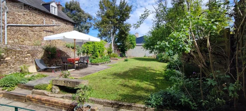 Maison a vendre Fougères 35300 Ille-et-Vilaine 35 191 m2 8 pièces 332672 euros 11737/748 003