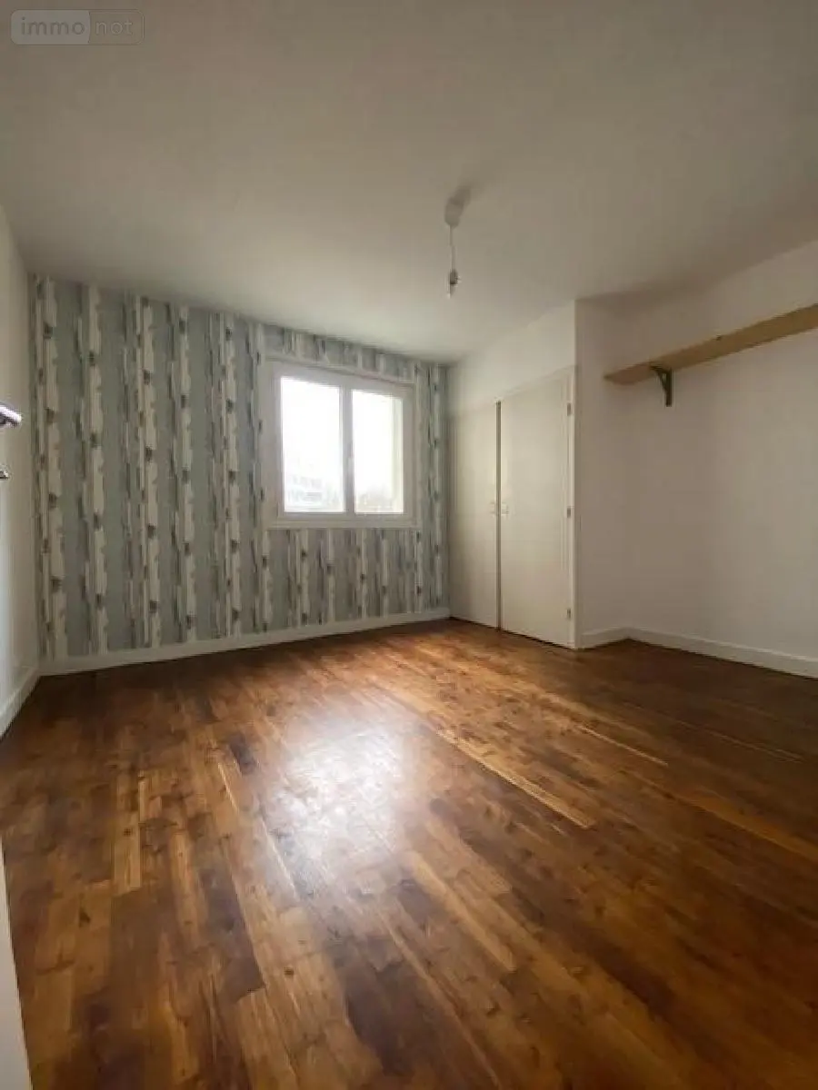 Location appartement Rennes 35000 Ille-et-Vilaine 35 57 m2 3 pièces 750 euros 105/1894 006