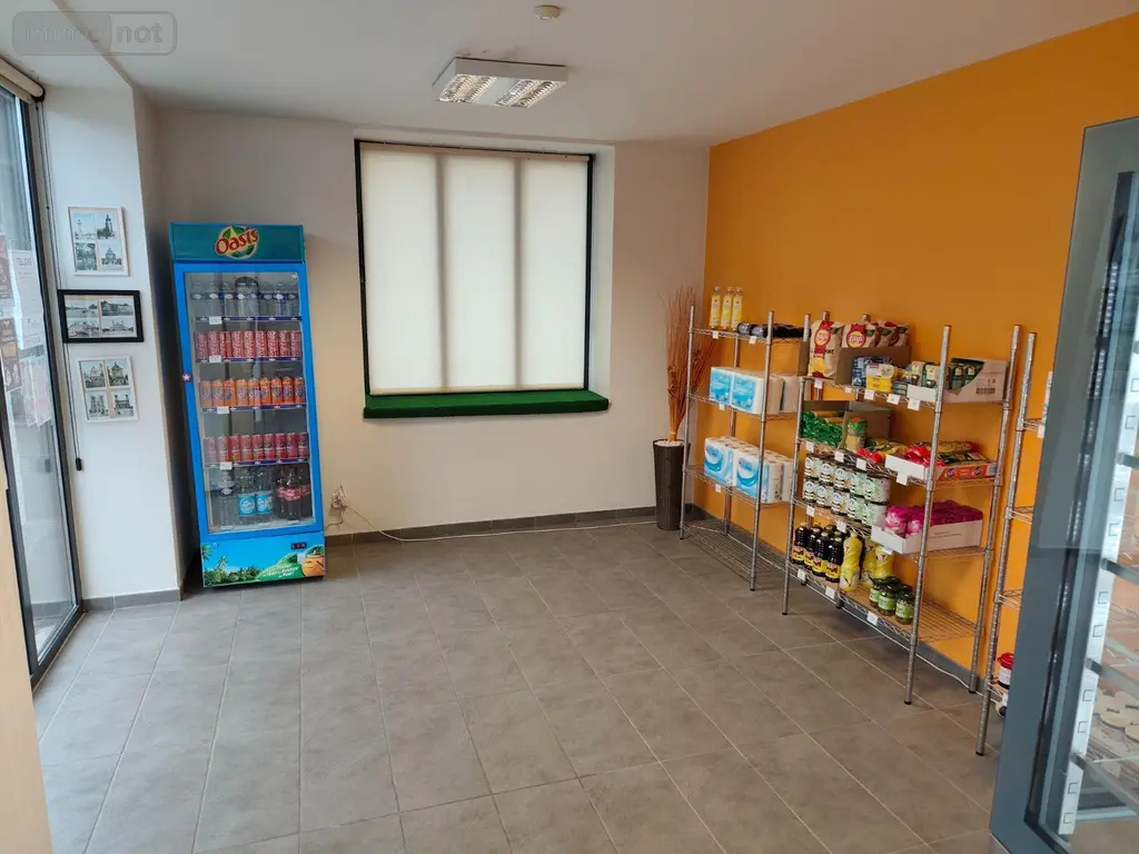 Fonds et murs commerciaux a vendre Charbonnières-les-Varennes 63410 Puy-de-Dôme 63 106000 euros 13352/452 003