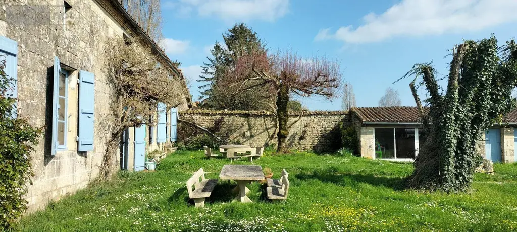 Maison a vendre Melleran 79190 Deux-Sèvres 79 562 m2 12 pièces 270000 euros 13479 024