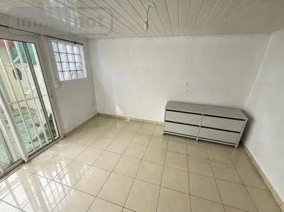 Maison a vendre Saint-Denis 97490 La Réunion 974 230 m2 10 pièces 550100 euros 97405/234 020