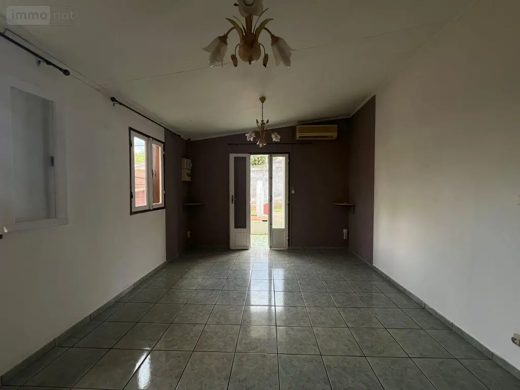 Maison a vendre Saint-Denis 97490 La Réunion 974 230 m2 10 pièces 550100 euros 97405/234 031