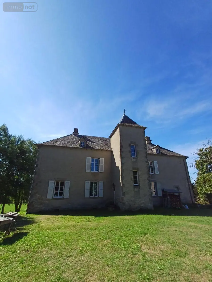 Propriete a vendre Saint-Cirgues-la-Loutre 19220 Corrèze 19 245 m2 8 pièces 387000 euros 15060/1241 002