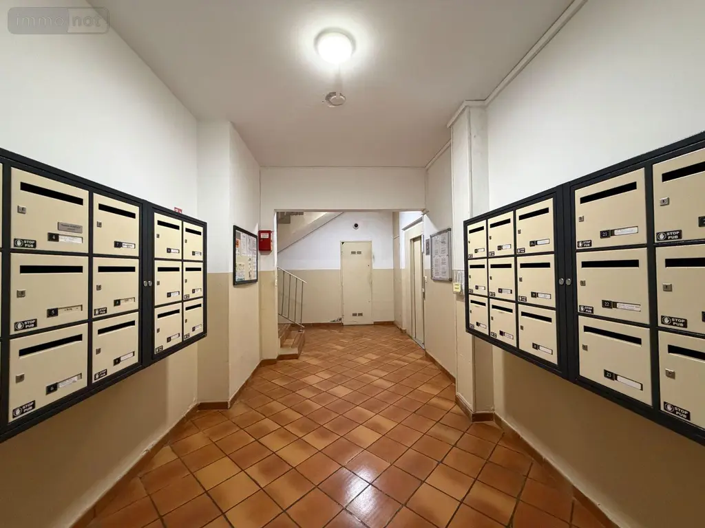 Appartement a vendre Saint-Denis 97400 La Réunion 974 65 m2 3 pièces 160500 euros 97405/240 009