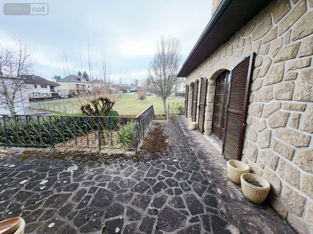 Maison a vendre Ussel 19200 Corrèze 19 150 m2 5 pièces 162750 euros um 1304 013
