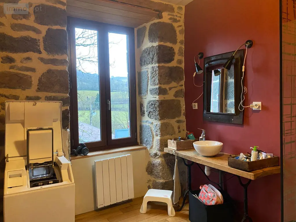 Maison a vendre Collandres 15400 Cantal 15 175 m2 263500 euros FG/2472 030