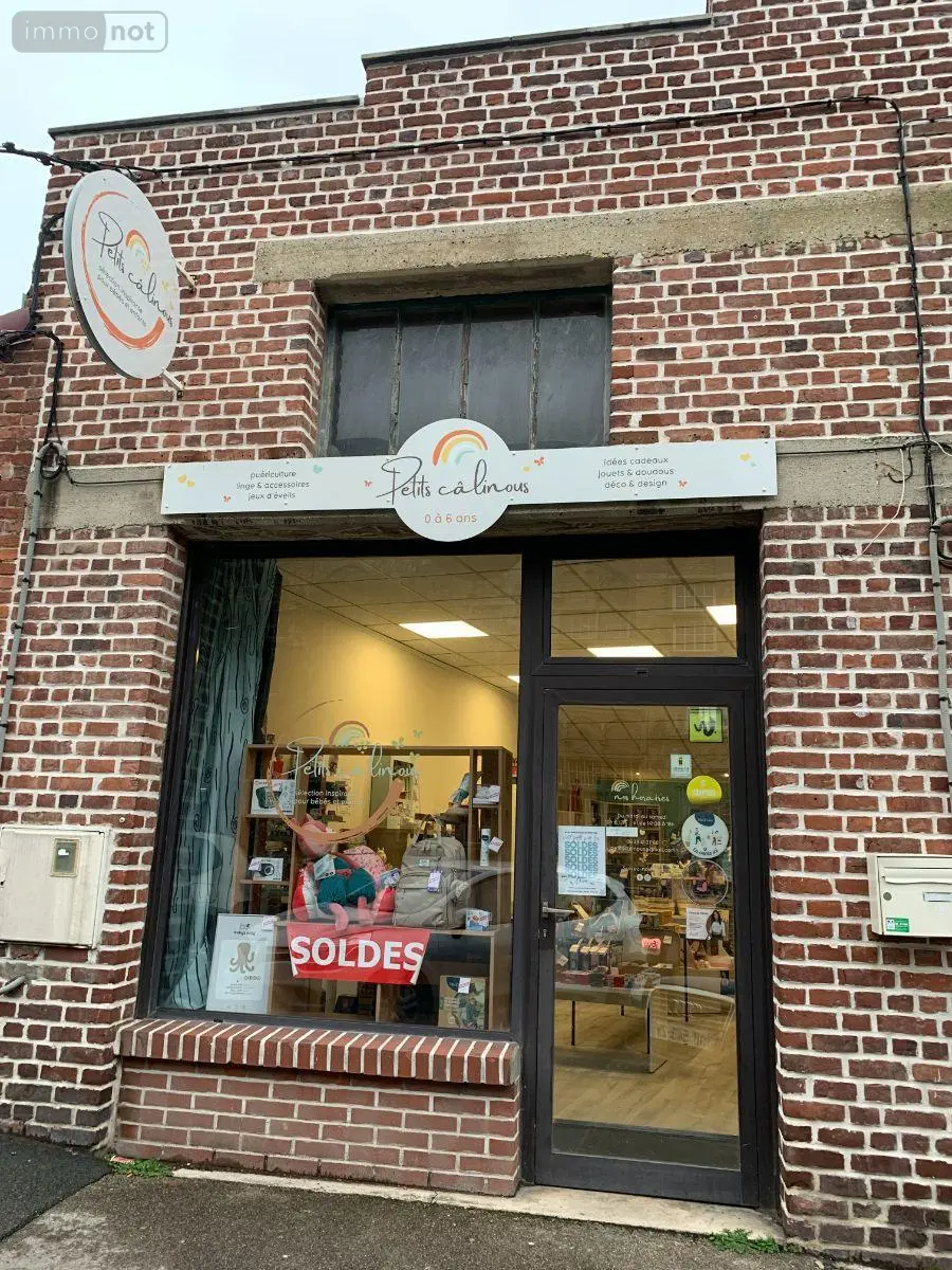 Location fonds et murs commerciaux Bailleul 59270 Nord 59 56 m2 1 pièce 715 euros FLOCB451 001