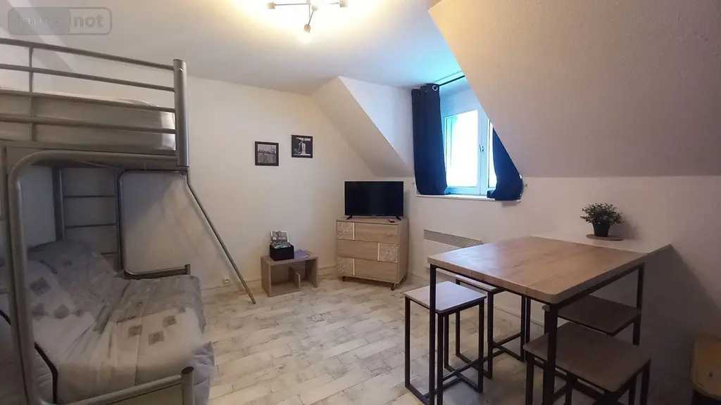 Appartement a vendre Murat 15300 Cantal 15 18 m2 42000 euros FG/2473 002