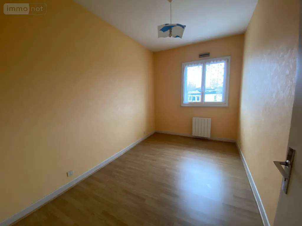 Appartement a vendre Mauriac 15200 Cantal 15 79 m2 76320 euros 15060/1246 002