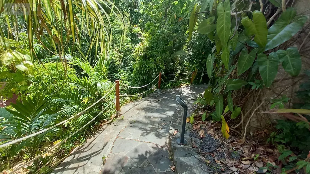 Propriete a vendre Deshaies 97126 Guadeloupe 971 312 m2 9 pièces 1195000 euros 15056/157 023