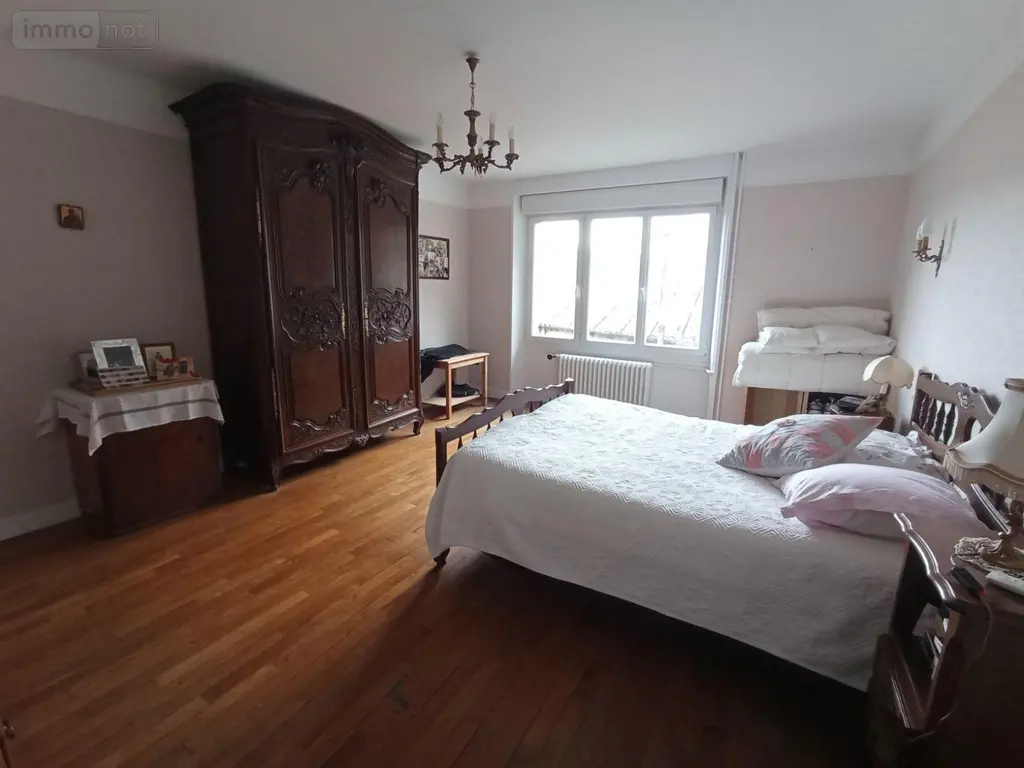Maison a vendre Condé-en-Normandie 14110 Calvados 14 215 m2 8 pièces 157750 euros 14085-3645 009