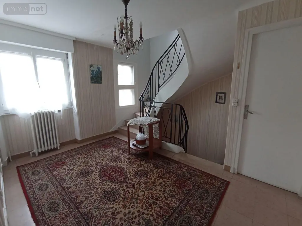 Maison a vendre Condé-en-Normandie 14110 Calvados 14 215 m2 8 pièces 157750 euros 14085-3645 007