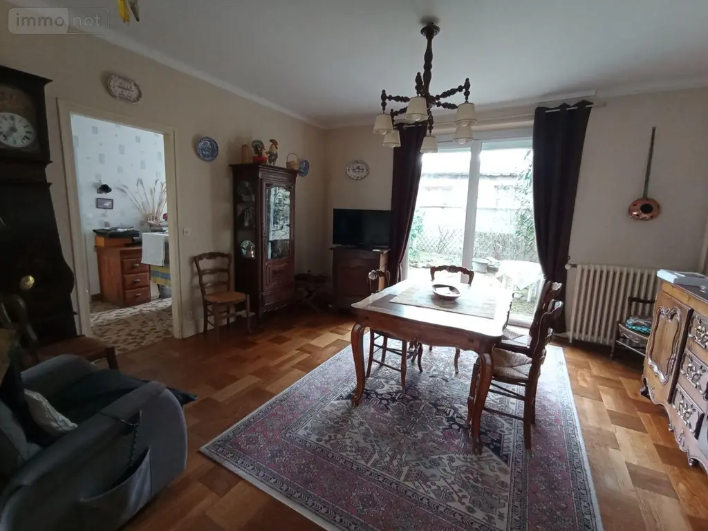 Maison a vendre Condé-en-Normandie 14110 Calvados 14 215 m2 8 pièces 157750 euros 14085-3645 004